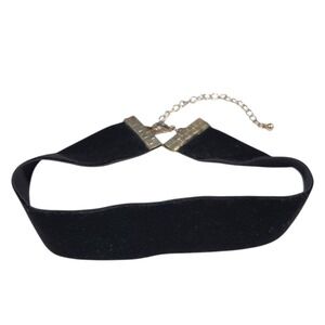 Black Velvet Choker Necklace 12.5-16" Gold Tone Gothic Whimsigoth Retro 90s